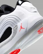 Jordan - sneakersy męskie z logo, białe - rozmiar 44 - obrazek 4