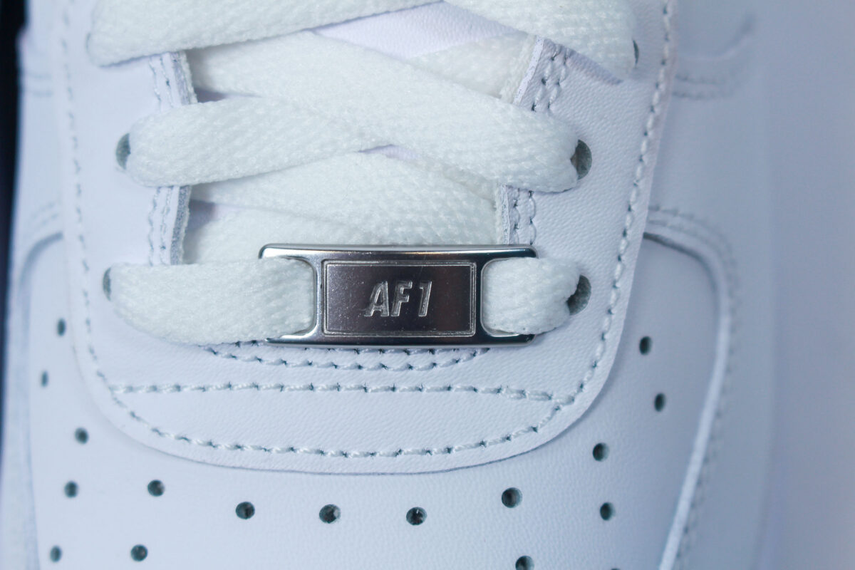 Buty Nike unisex Air Force 1 '07 białe — zdjęcie 11